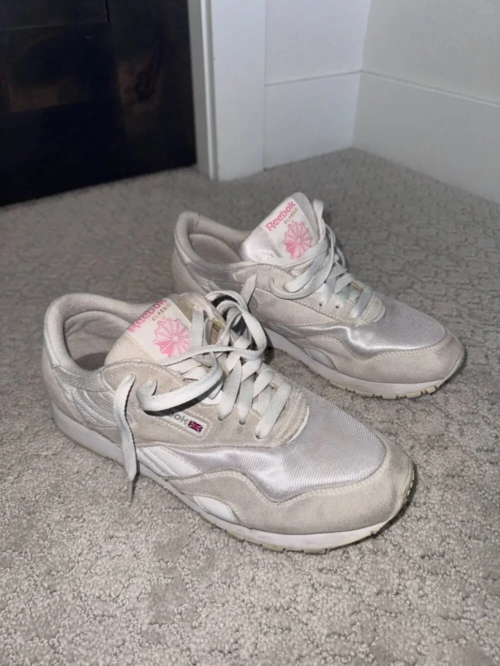 Reebok old school sneakers